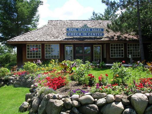 4 Season Fun At Legend Cottage Inn Bellaire İç mekan fotoğraf